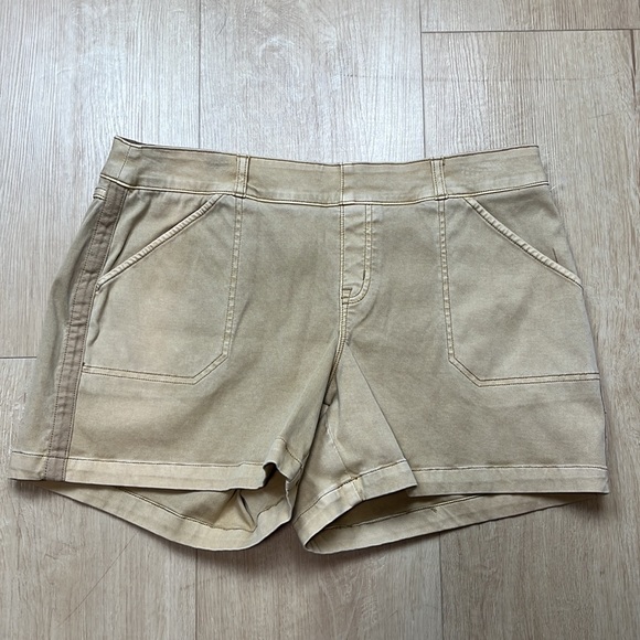 SPANX Stretch Twill Pull-on Shorts 5" in Almond/khaki, XL 1380 - Picture 5 of 8